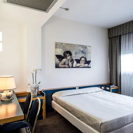 Hotel Mirage-3